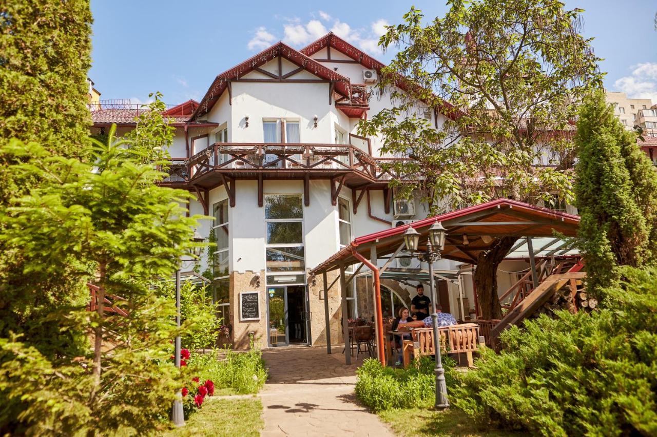 Hotel Zdybanka Sumy Exterior foto
